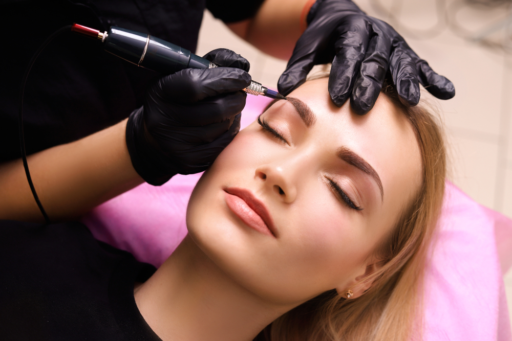 Image of Microblading on a model.