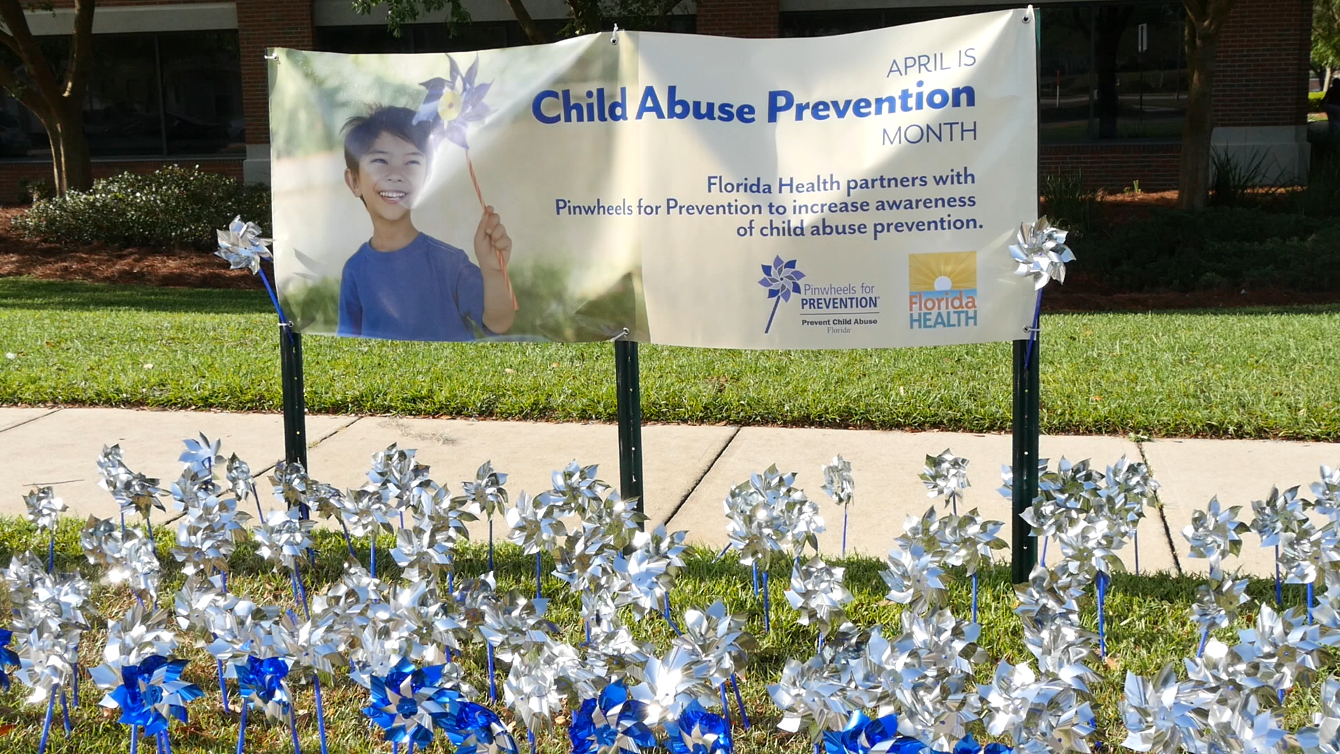 Planting Pinwheels to Raise Awareness for Child Abuse Prevention Month 2017