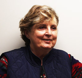 Lynn T Elliott